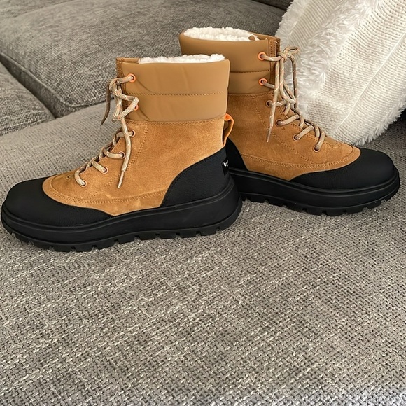 NWT UGG Koolaburra Waterproof Boots! - Picture 11 of 15